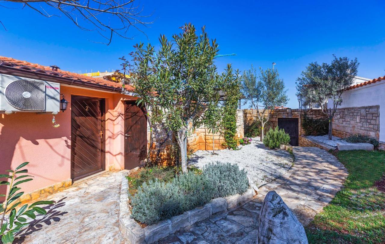 Oasi Poreč Exterior foto