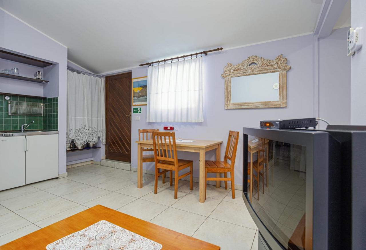 Oasi Poreč Exterior foto