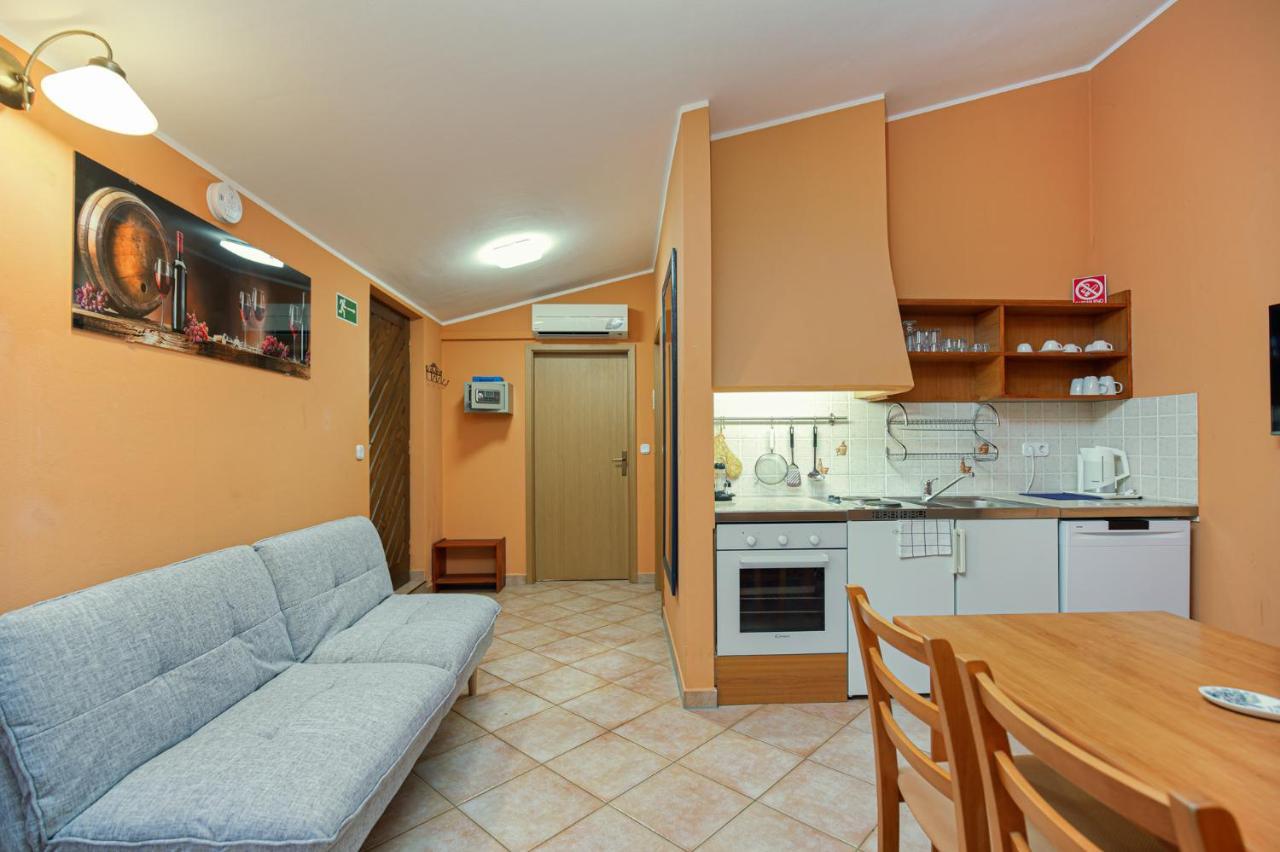 Oasi Poreč Exterior foto
